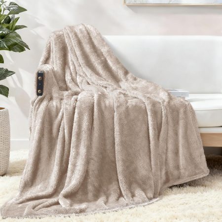 Plush Fuzzy Fleece Throw Blanket Extra Large, Super Soft, Fluffy and Warm Blankets for Couch, Bed, Suitable for All Seasons (50x70 Inches, Camel)